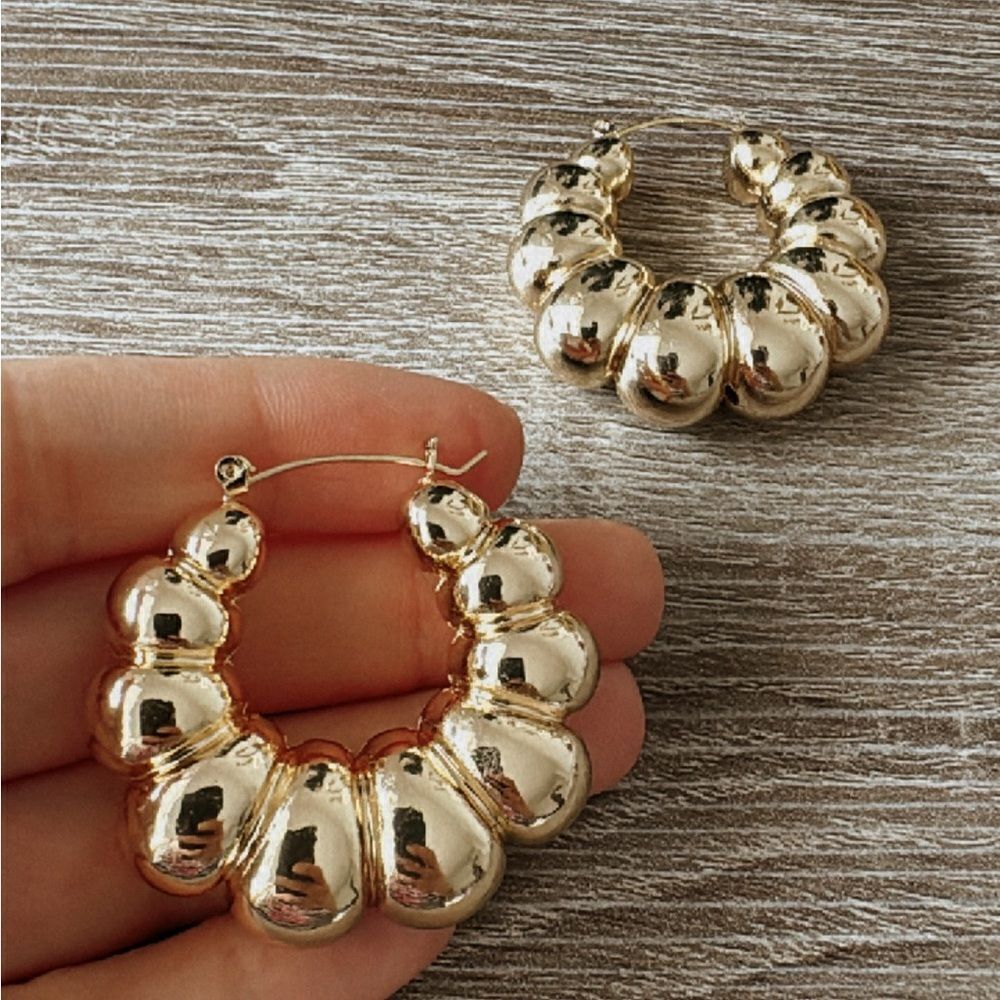 Vintage style hoop earrings A661 - Picture 6 of 6